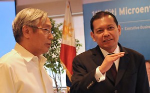 Citi Country Officer for the Philippines Batara Sianturi chats with Monetary Board member Felipe Medalla at the sidelines.