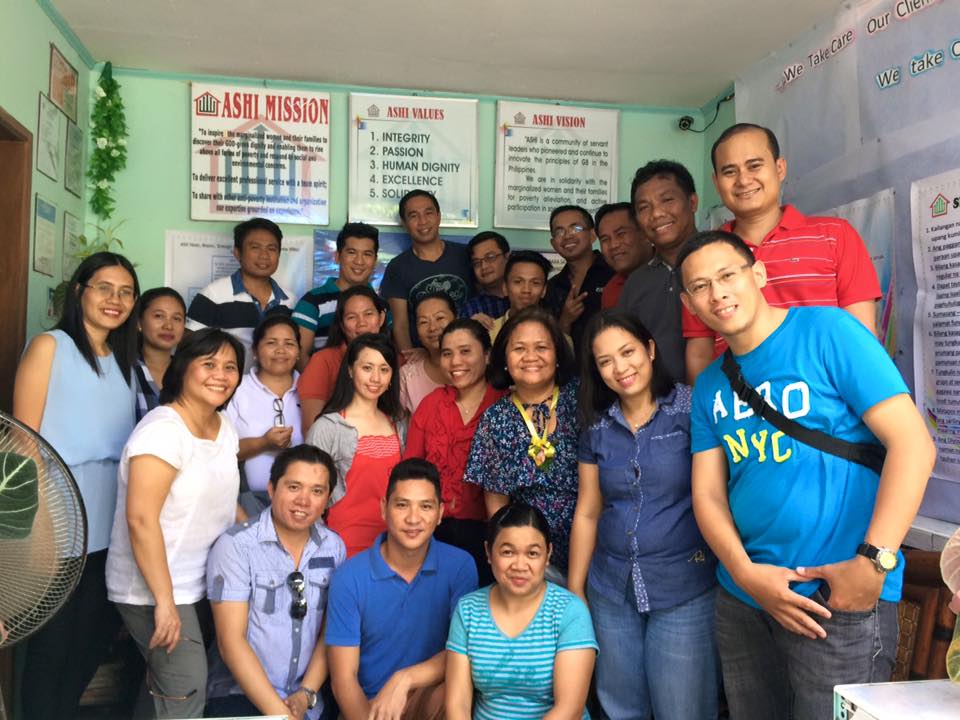 MFI representatives and facilitators take a break before proceeding to the next workshop